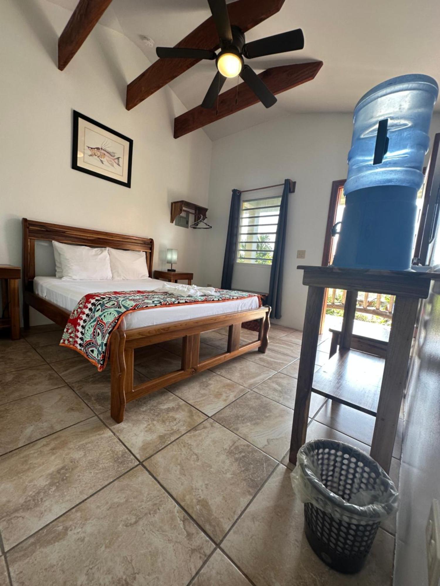 All Seasons Belize Hopkins Exterior foto